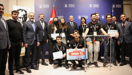 Geleceğin Girişimcileri Ödüllerini Bakan Soylu’dan Aldı